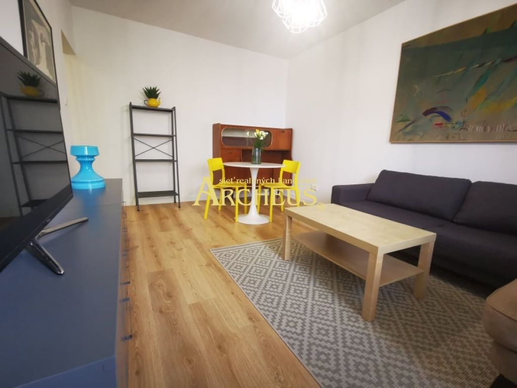 1,5-IZB.BYT NA PRENÁJOM, ZIMNÁ UL., TREBIŠOV