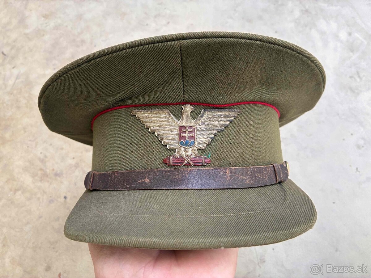 Slovenská brigadýrka poddôstojník