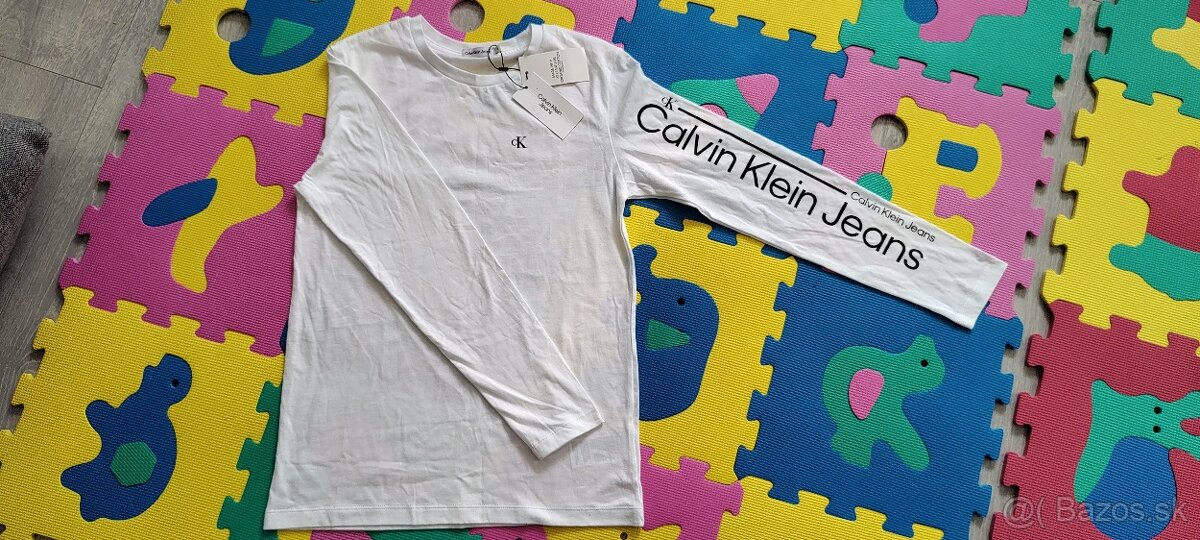 Tricko Calvin Klein Jeans M