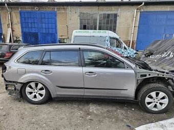 Subaru Outback 2.0 Universal 2010