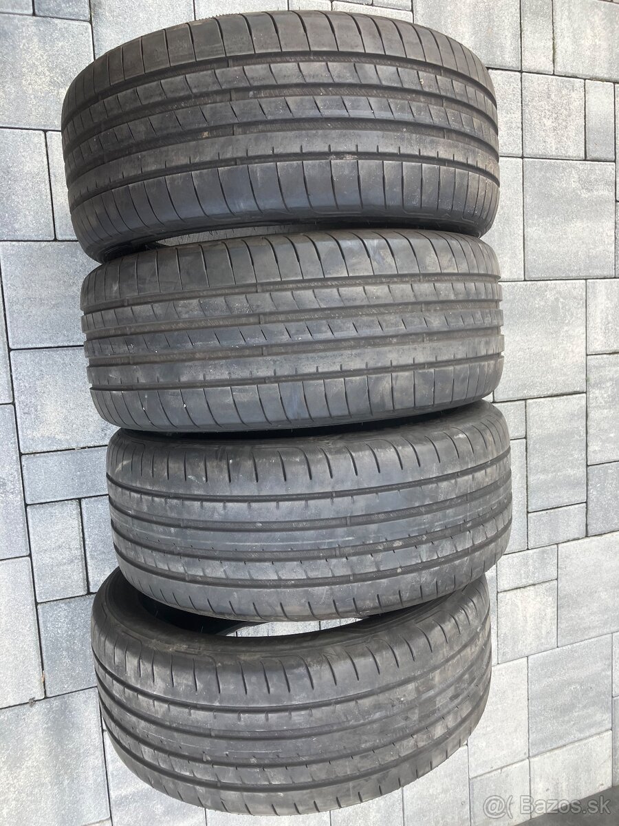 Goodyear 245/45 R18 100Y letné