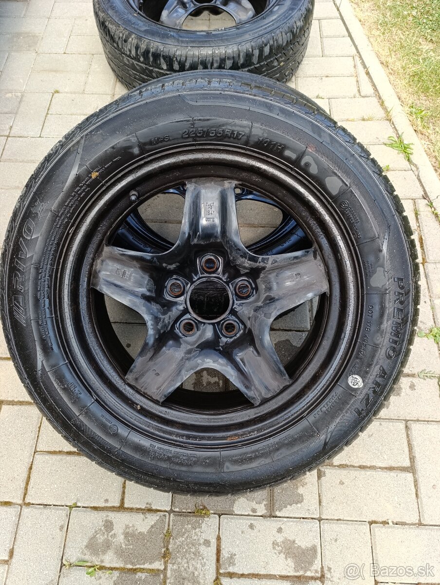 Letné pneumatiky 225/55r17 na plechových diskoch