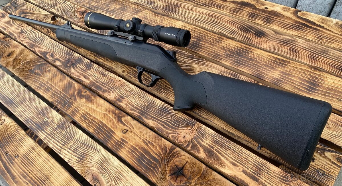 Pažba blaser R8