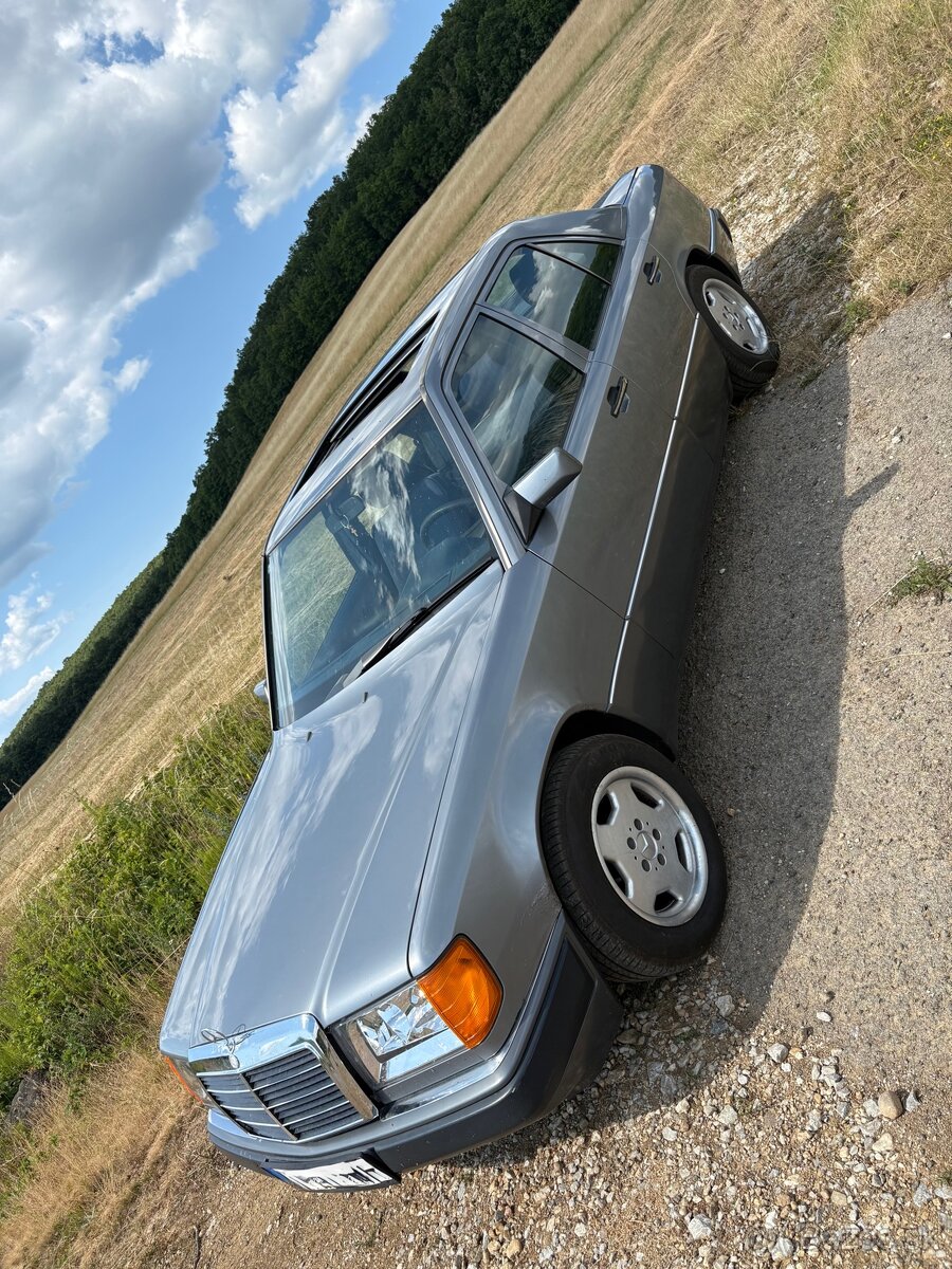 Mercedes W124 200E Benzin