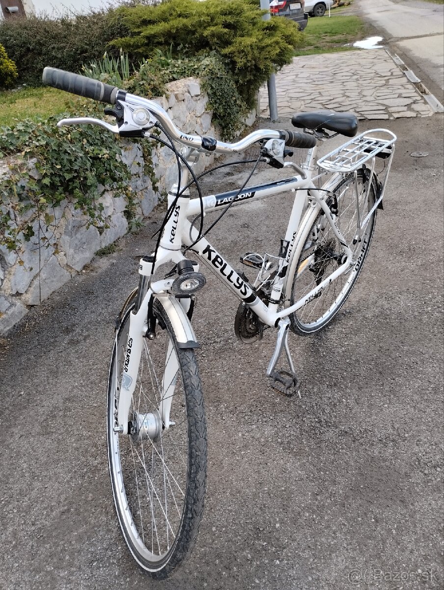 Pánsky trekový bicykel Kellys 28