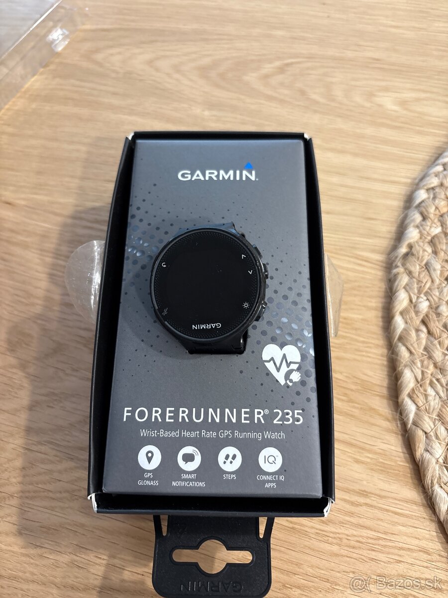 Garmin Forerunner 235