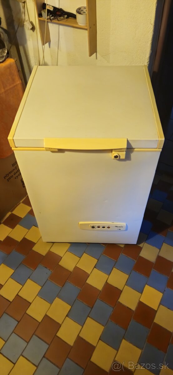 Mraznička Whirlpool