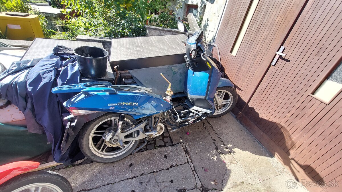 Kúpim motor na skúter alebo predám zadretý