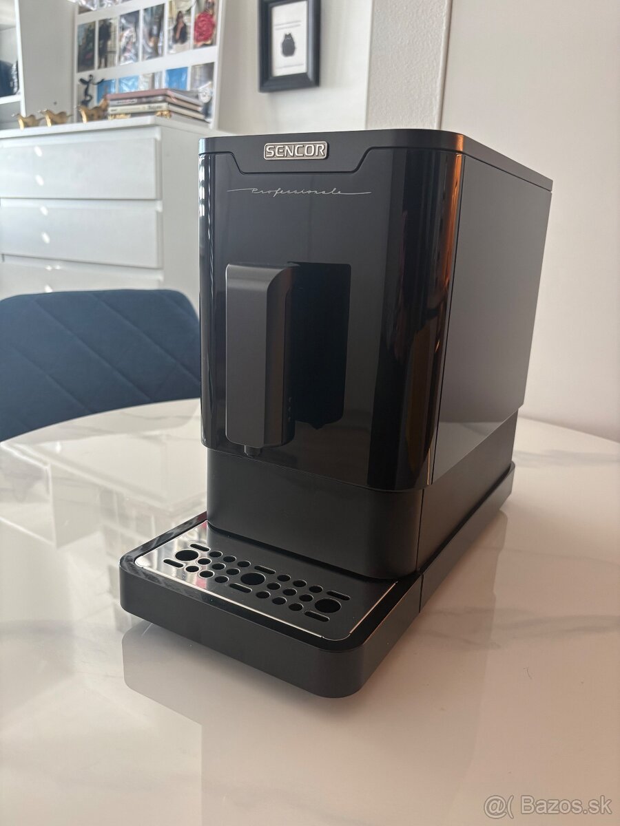 Automatický kávovar Sencor