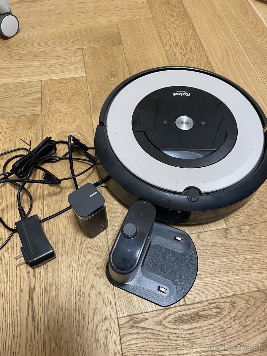 Roboticky vysavac Irobot roomba e5
