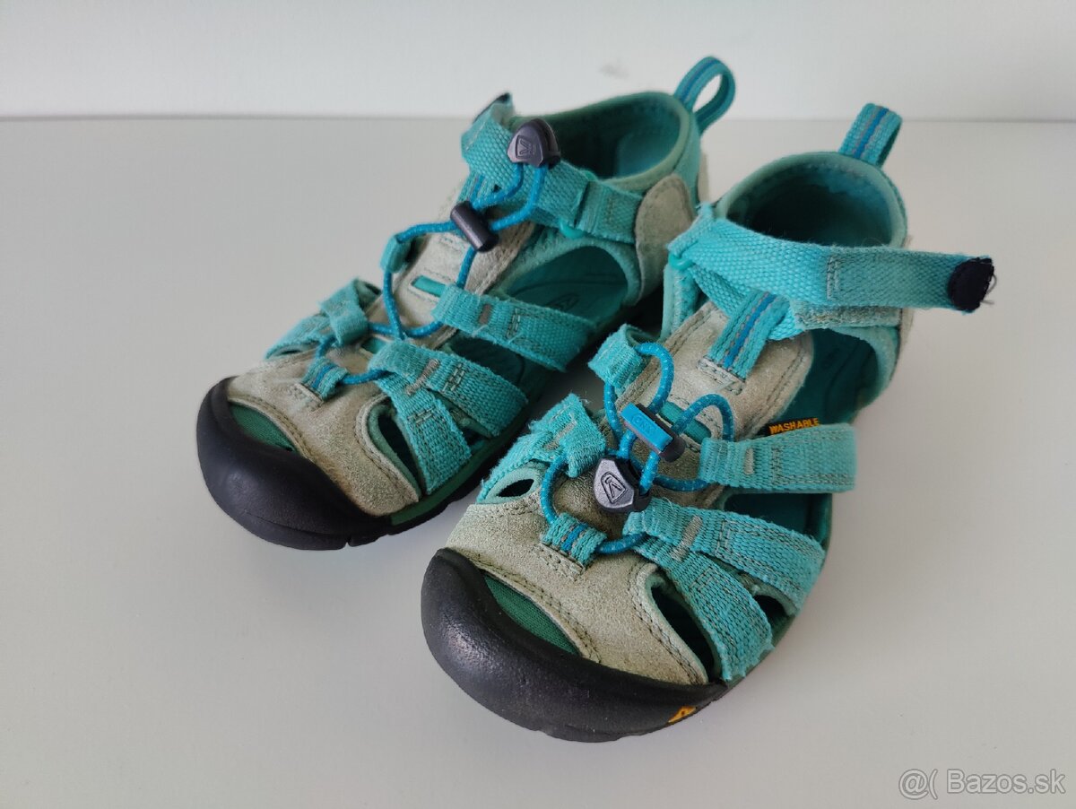 Sandále Keen CNX veľ. 32/33