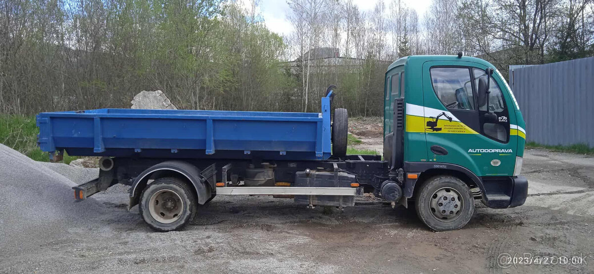 Preprava - hákový nosič kontajnerov