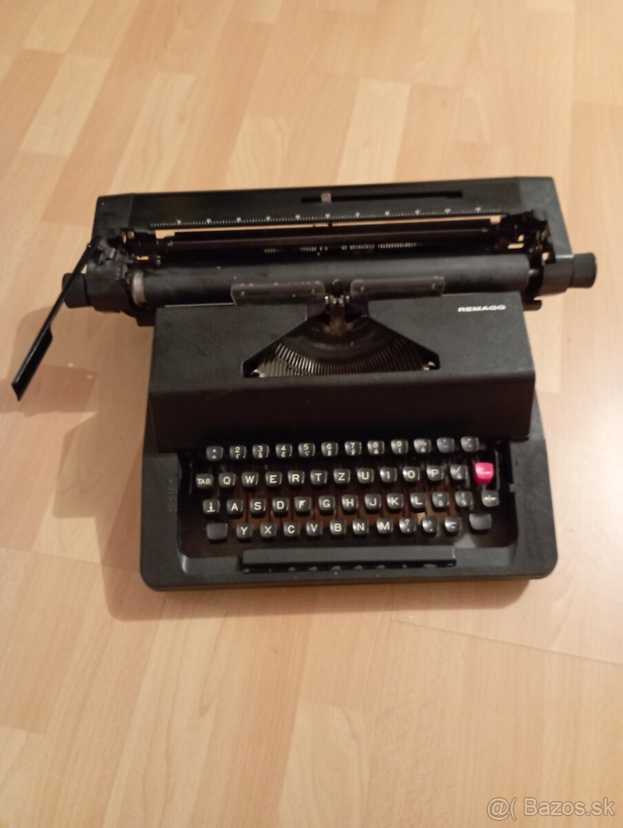 Písací stroj