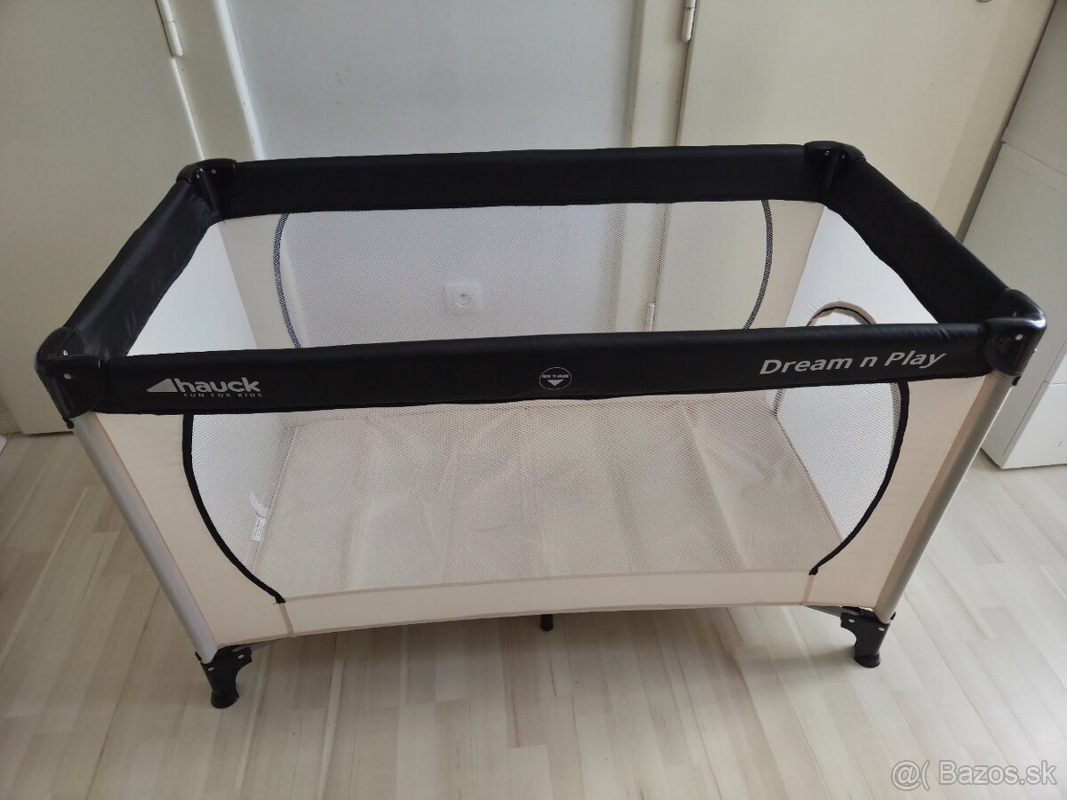 Detská cestovná postieľka Hauck