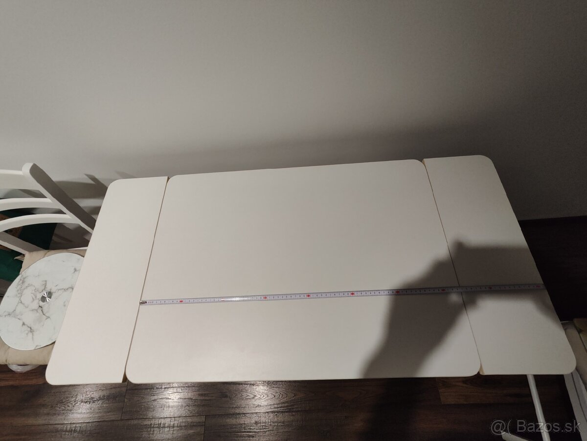 IKEA Jedálenský roztahovaci stôl a 4 stoličky