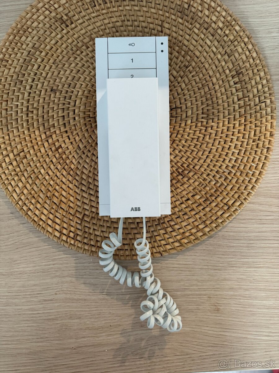 Domový telefón so slúchadlom - ABB