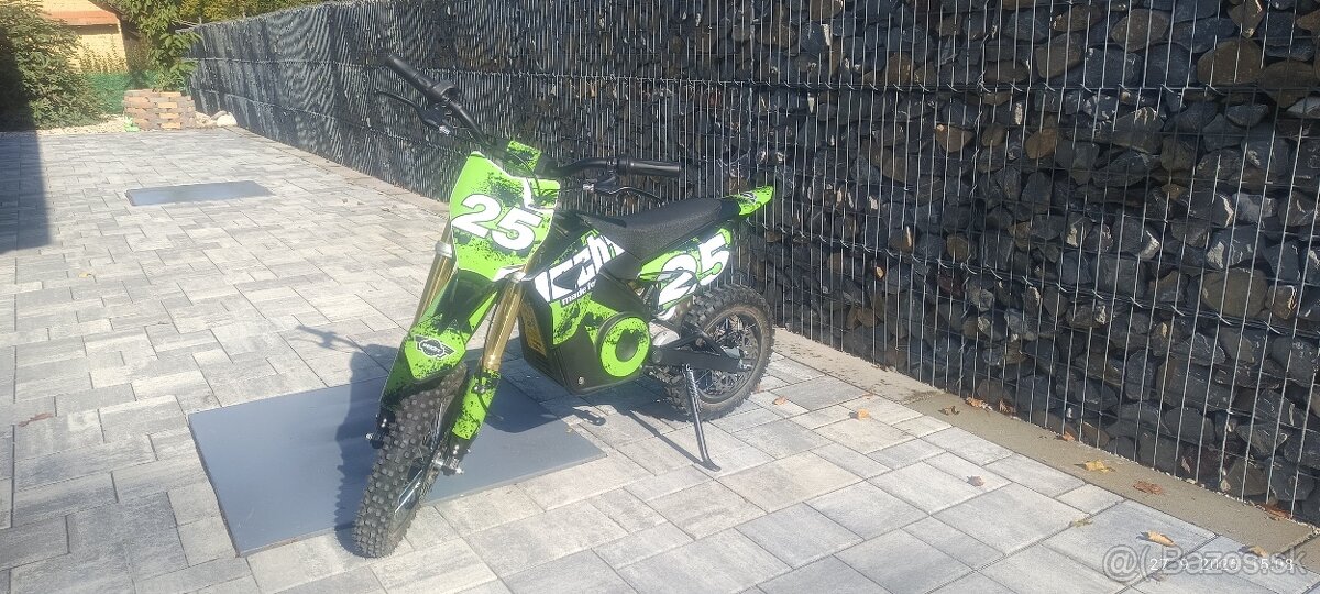 Detská motorka HECHT 59100 – Zelená