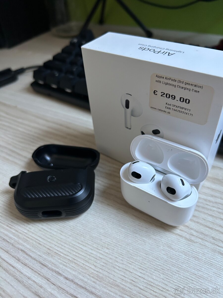 Apple AirPods (3. generácia) – stav dobrý