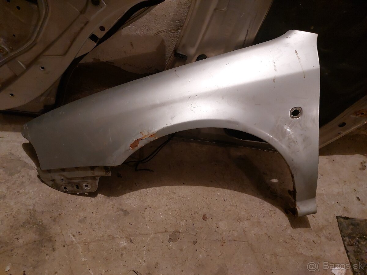 ľavý blatník Octavia I