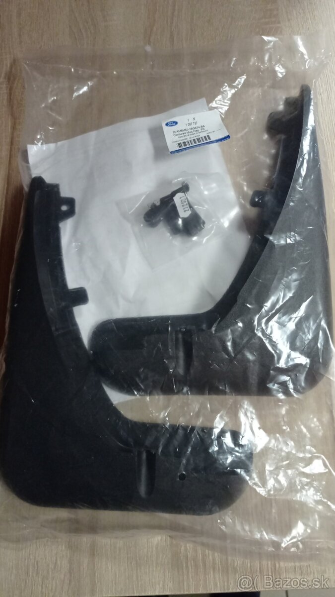 Zásterky predné Ford Focus - komplet 1387727