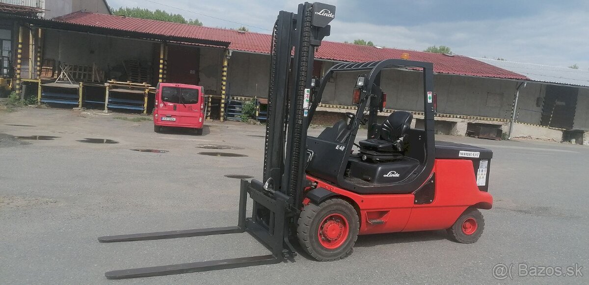 LINDE E48P AKU boční posuv