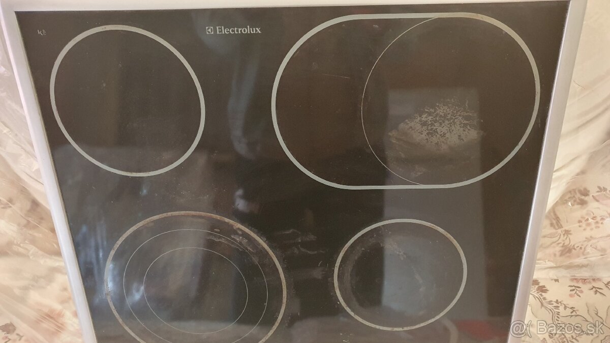 VARNÝ PANEL-Electrolux EHS 60200 X