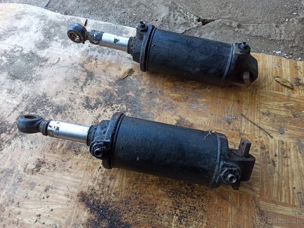 Hydraulický piest valec dvojcinny