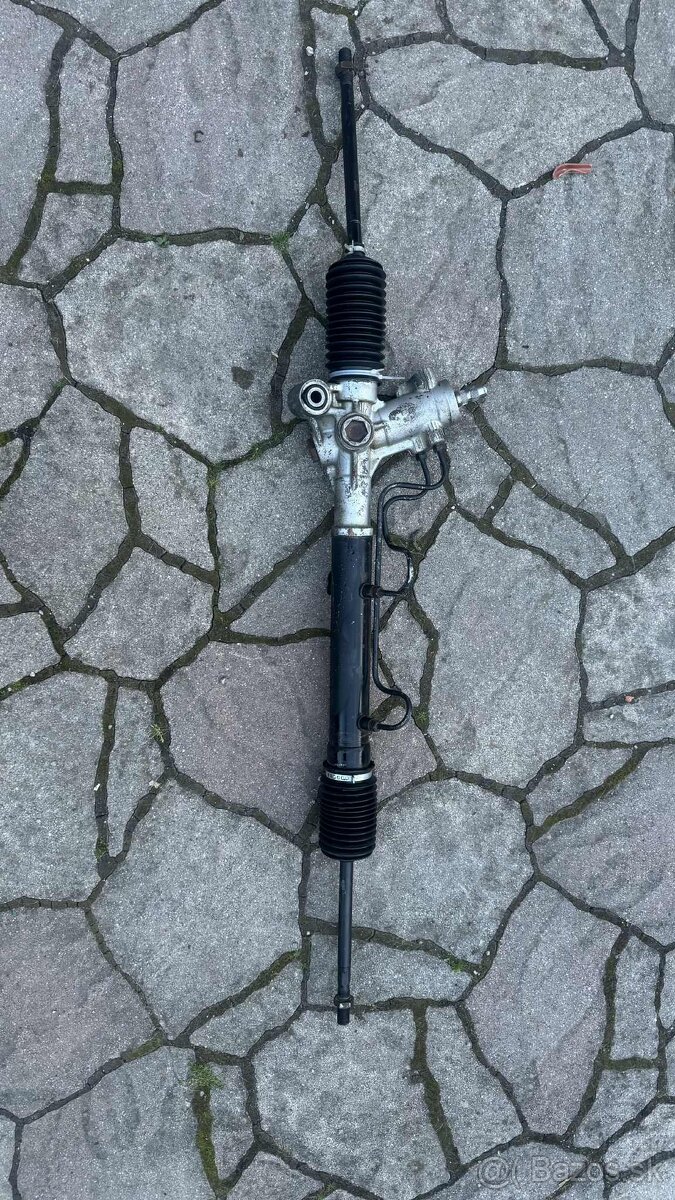 Servo riadenie toyota rav 4