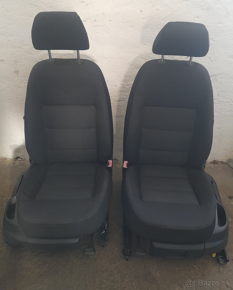 Škoda Octavia 2 sedačky