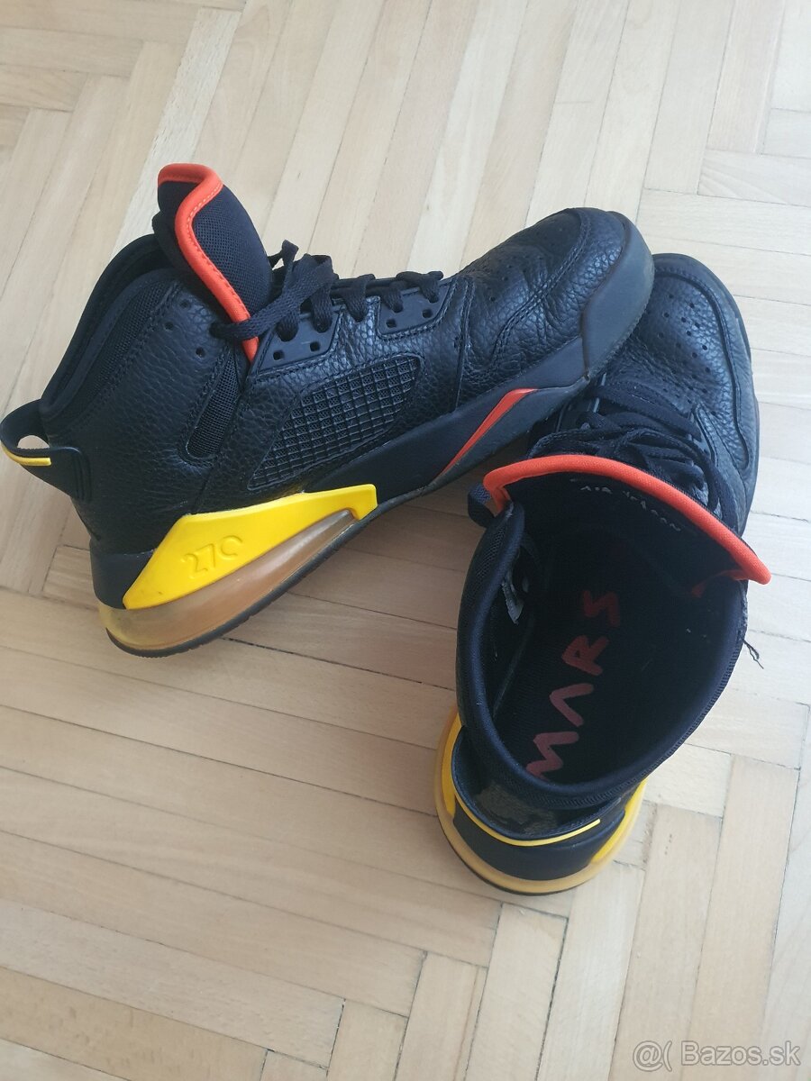 Jordan Mars 270