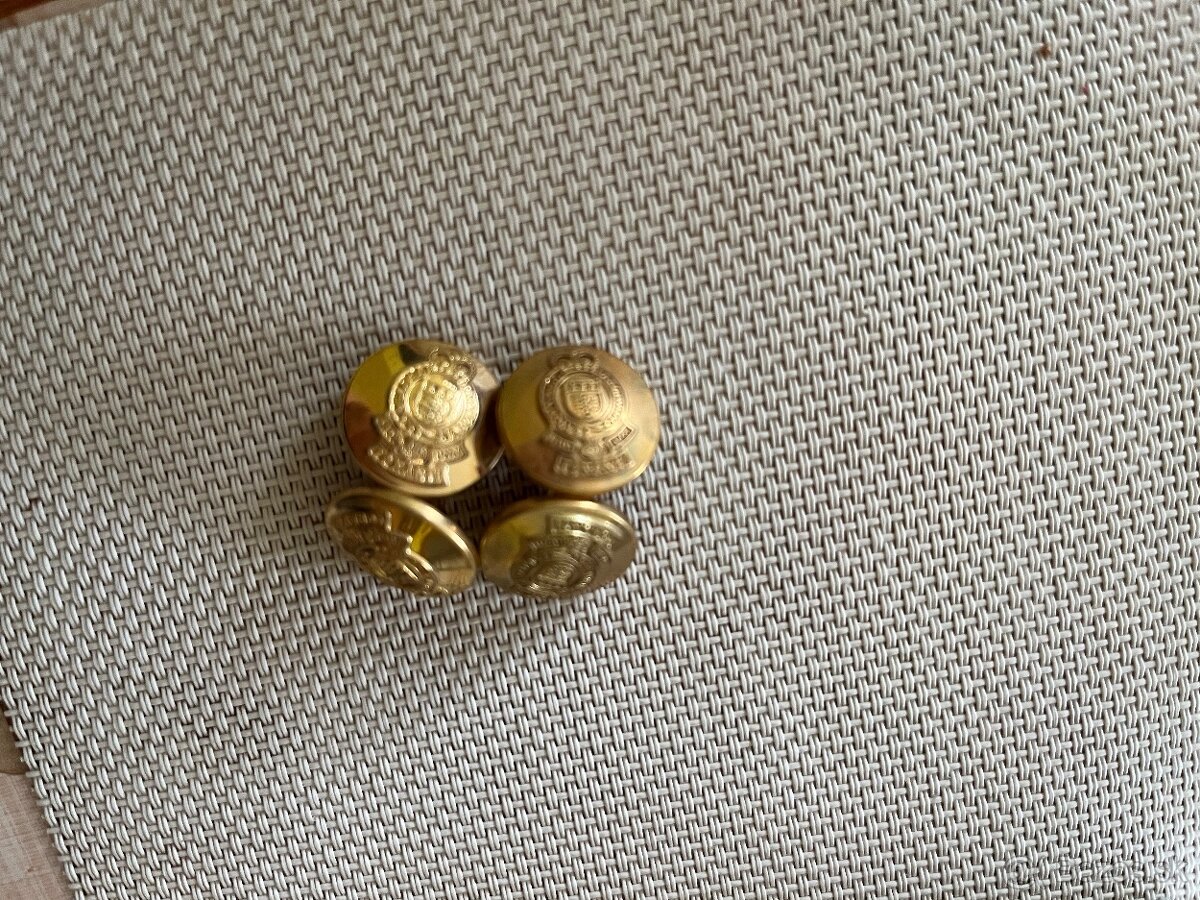 Retro manzetove gombiky