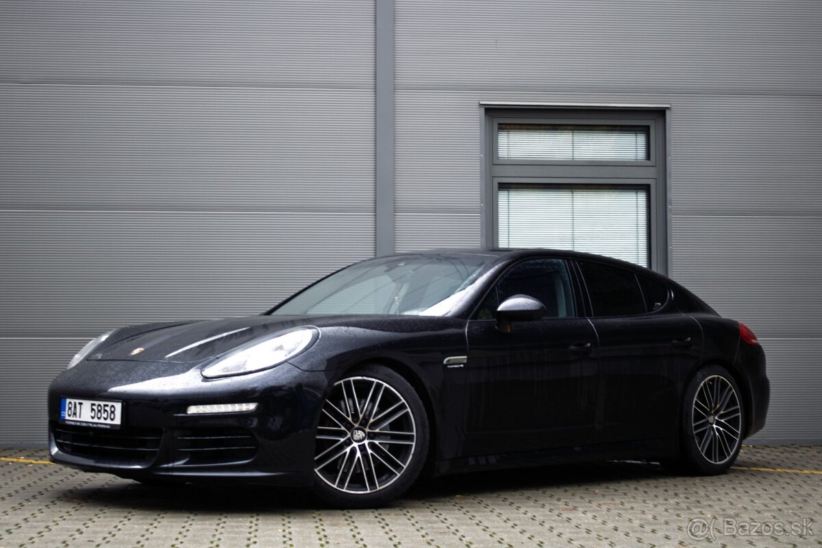 Porsche Panamera 2013