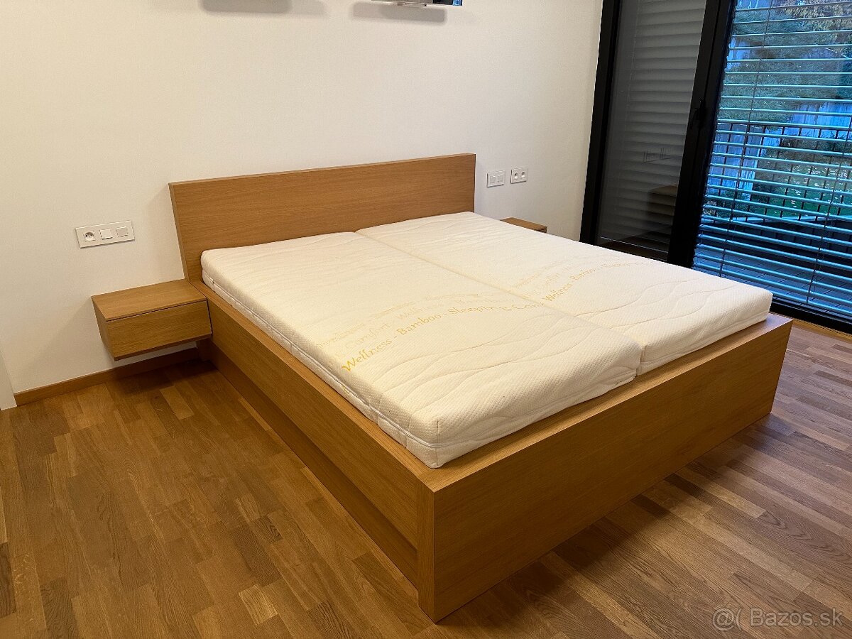 Drevená posteľ 180x200 cm