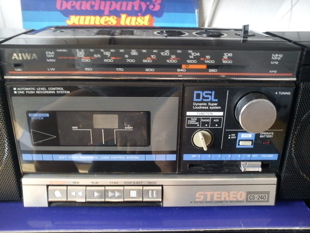 AIWA CS-240