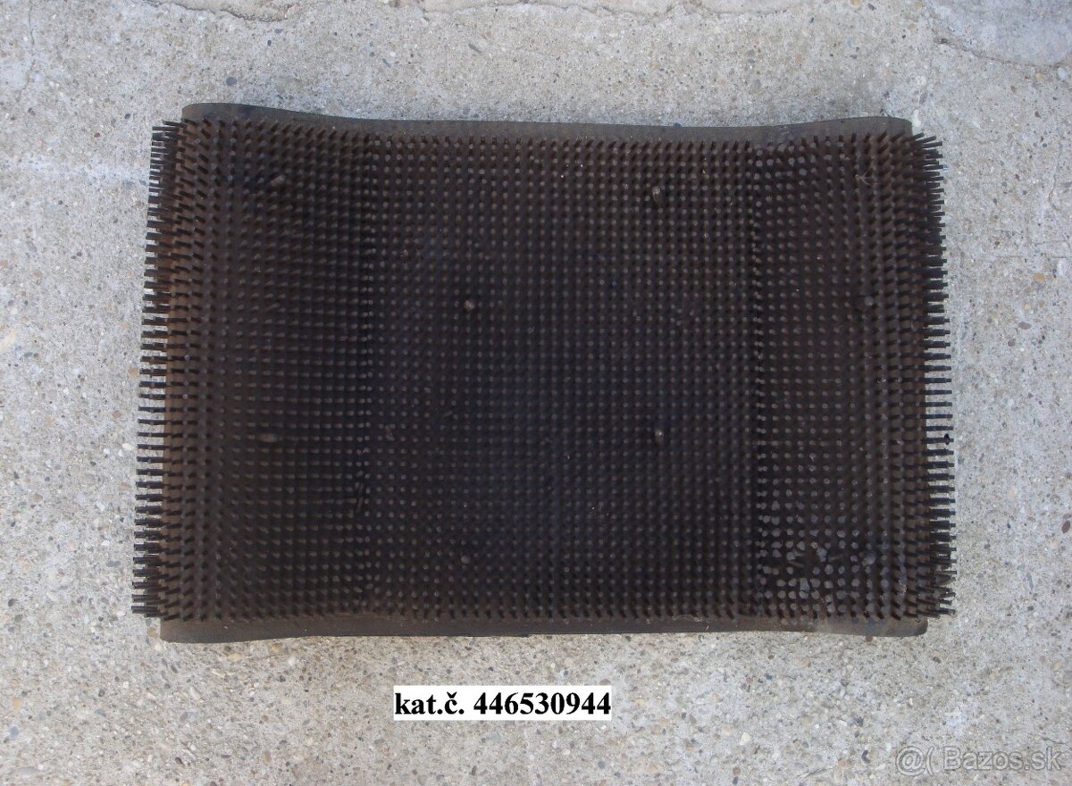 predám celogumenný pás na zemiakový kombajn E686