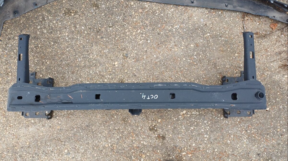 Skoda octavia 4 predna vystuha