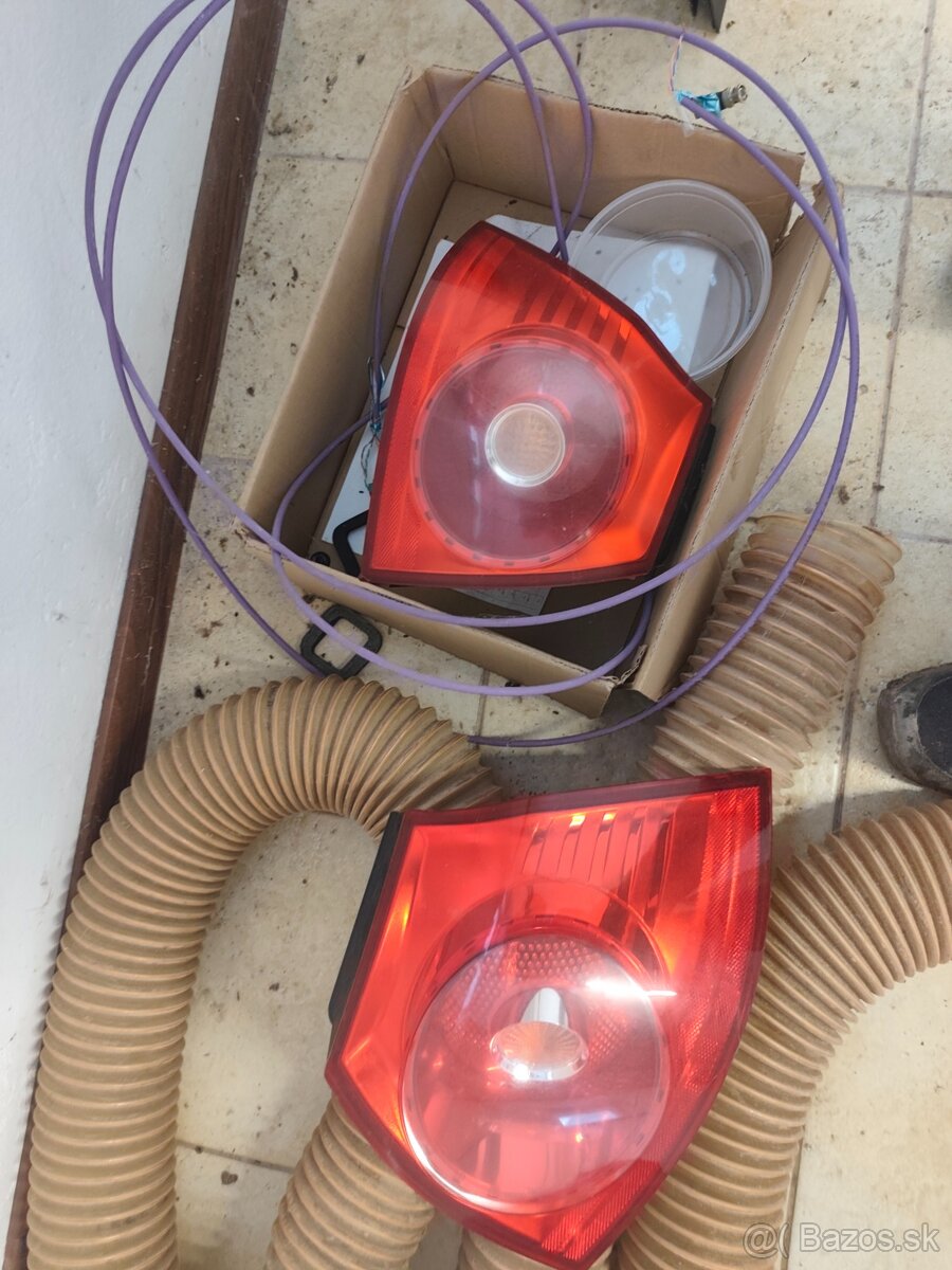 Zadné svetlá golf 5