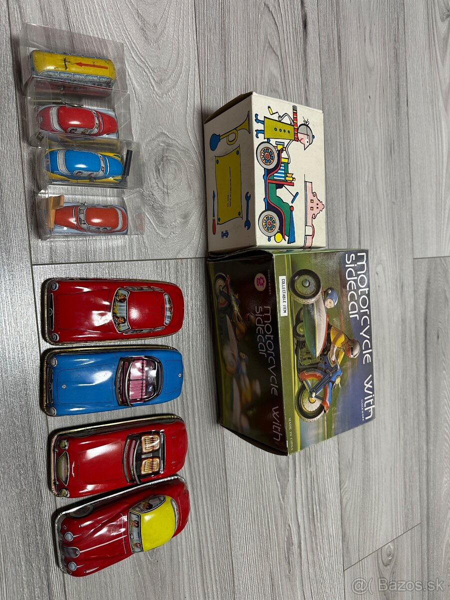 Predám plechové hračky