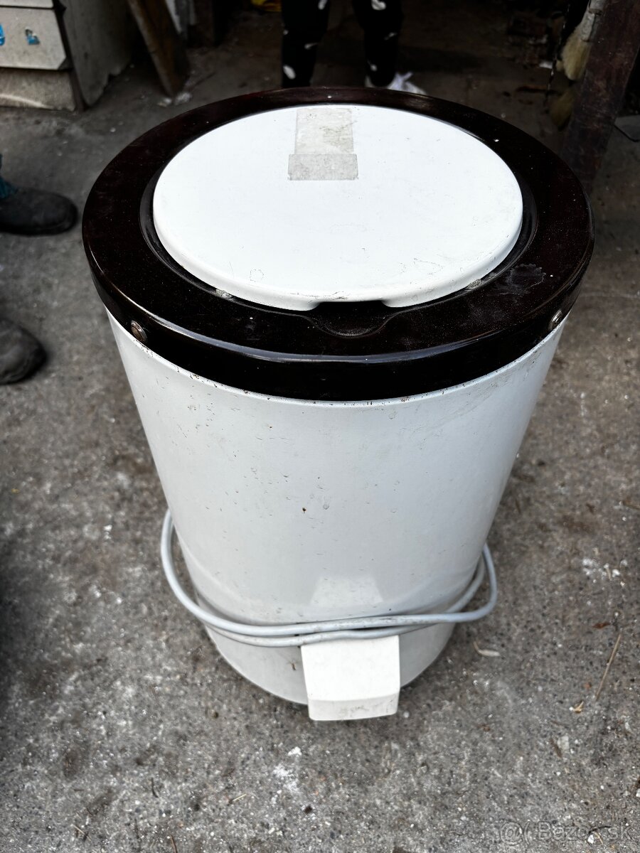 Romo žmýkačka