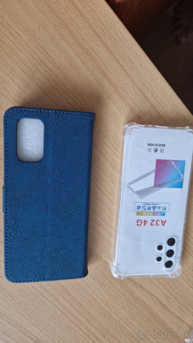 Obaly na mobil