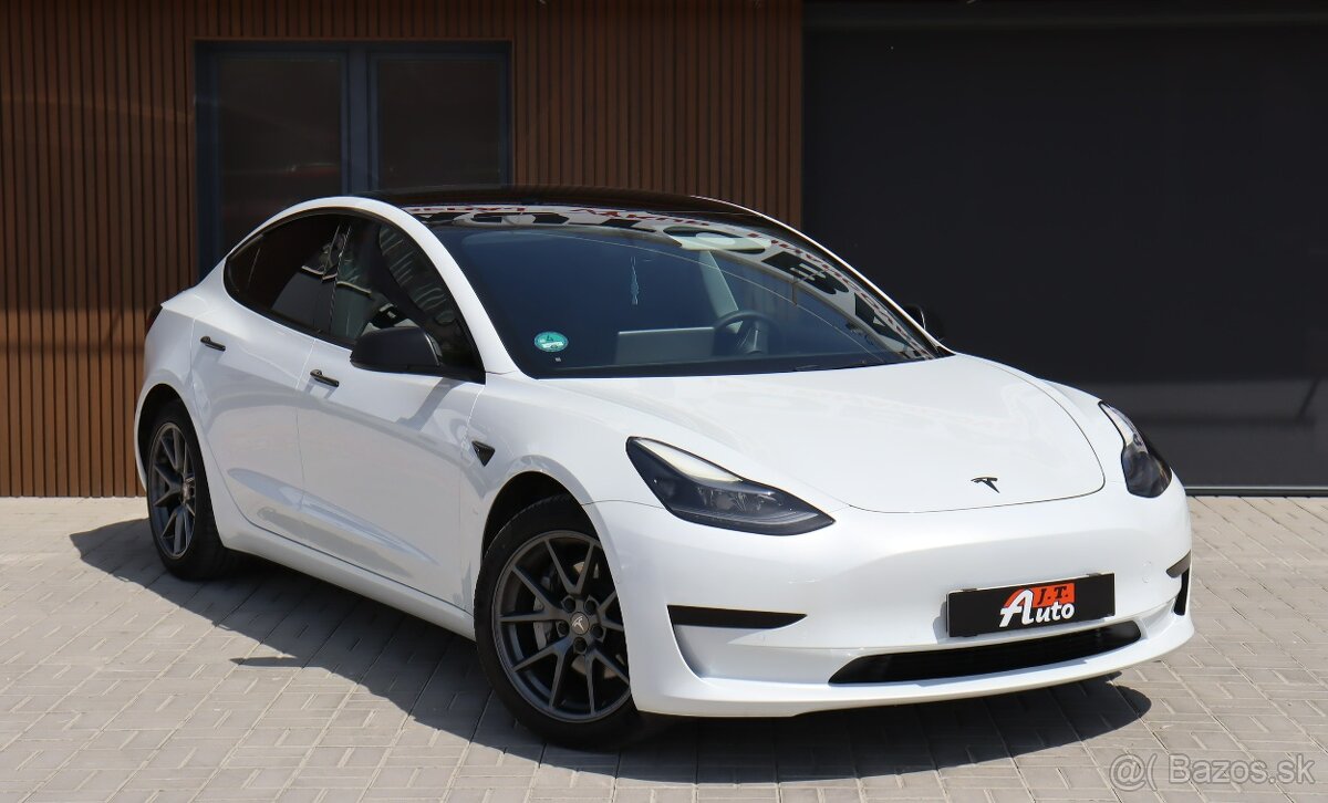 Tesla Model 3 Standard Range Plus 54kWh RWD