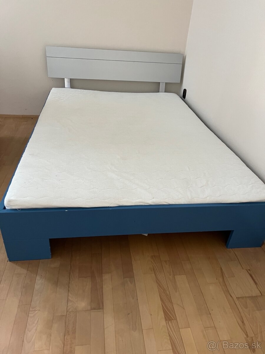 Posteľ 200x140