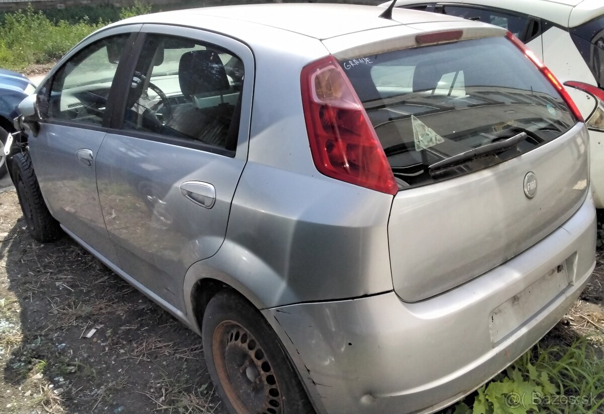 FIAT GRANDE PUNTO 1.3 JTD 2007 predám TRYSKY 0445110183