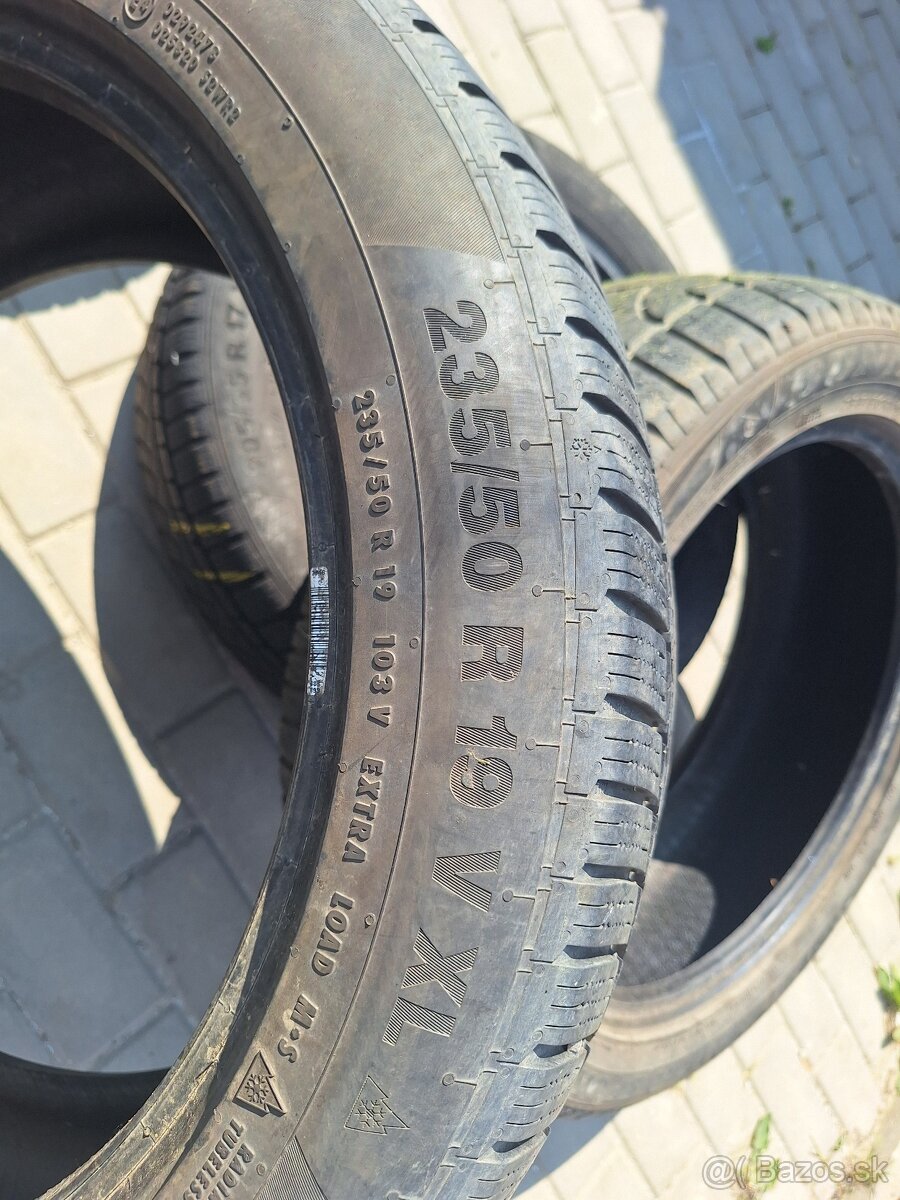 Zimné pneumatiky 235,50r19