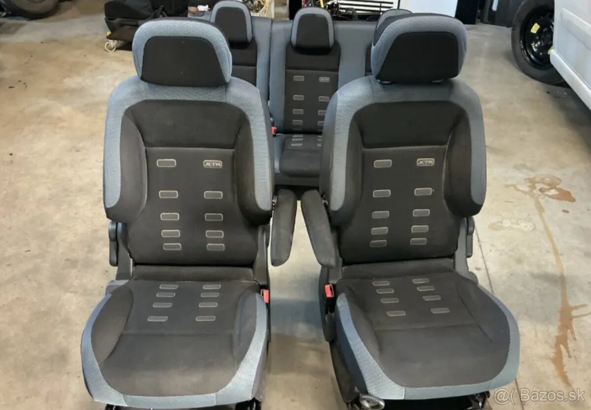 Citroen Berlingo - 3x sada sedadel. Model 2012