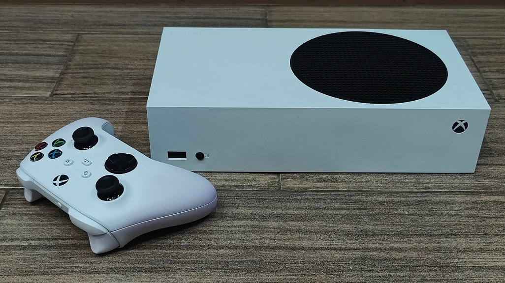 Xbox Series S + ovladac