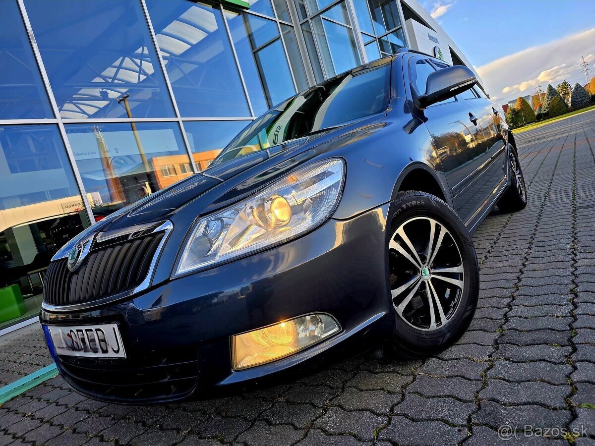 VOLKSWAGEN GOLF VI 1.6TDI 77KW SPORTLINE