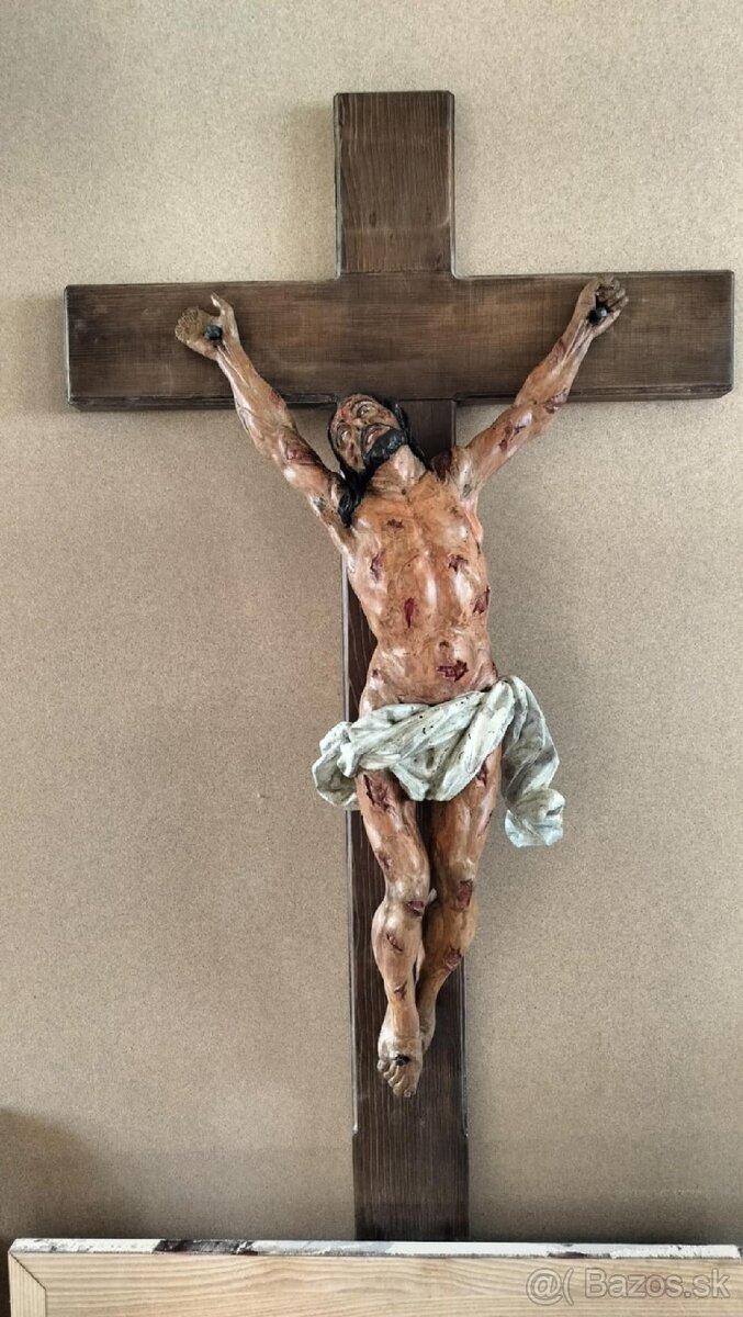 Ručné vyrezávaný Ježiš