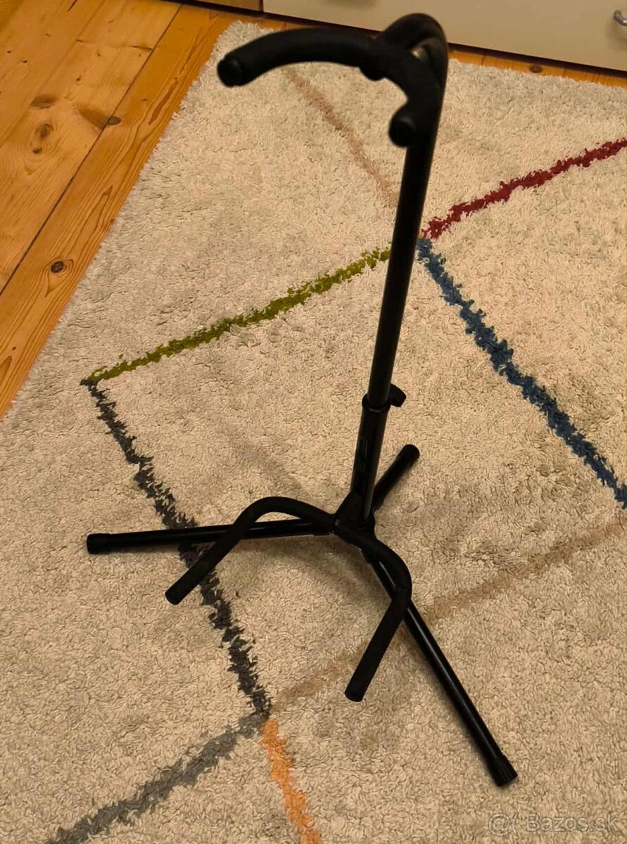 Gitarový stojan