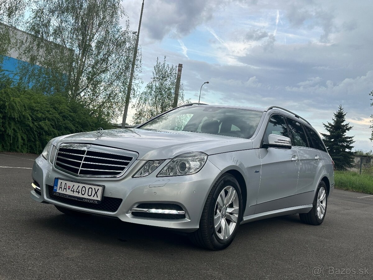 Mercedes Benz E200 CDI W212 AVANTGARDE Bi-Xenon Ťažne